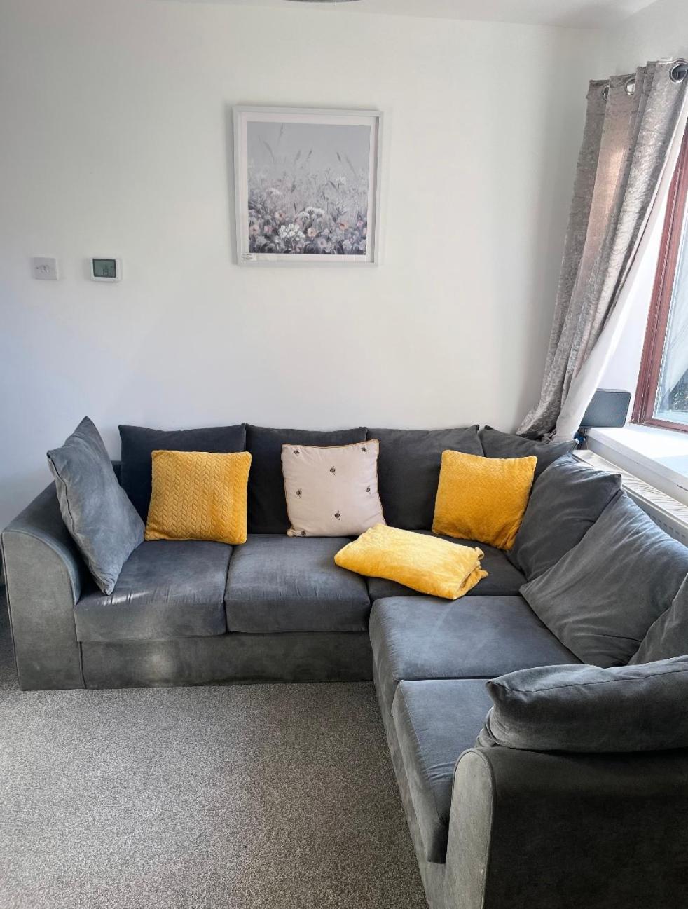 Newly Refurbished Beautiful Location 1 Bedroom Residential House Cramlington Exterior foto